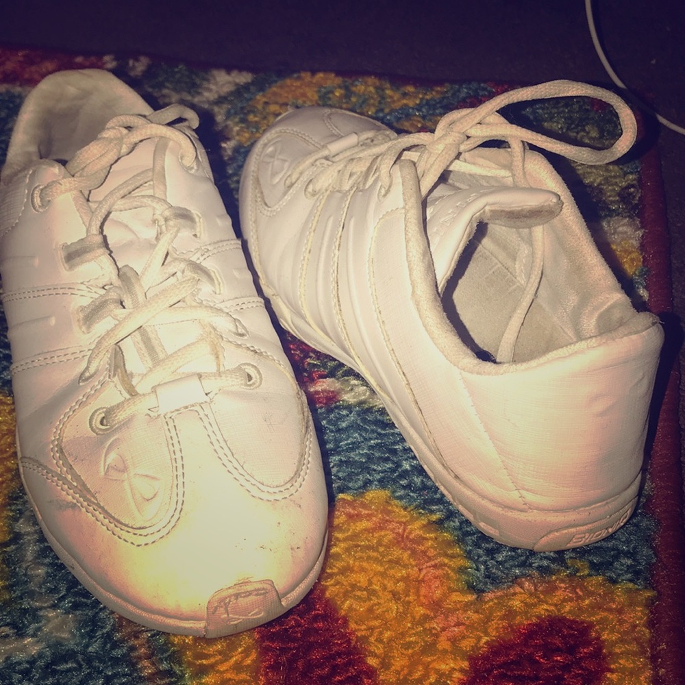Infiniti Cheerleading Shoes